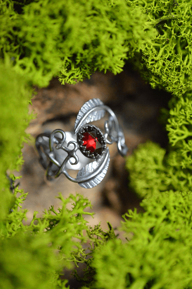 Bague Elfique - Grenat T60 à 68, feuilles simples