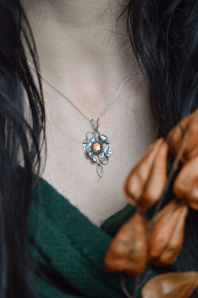 Pendentif Elfique - Grenat et champignons n°2