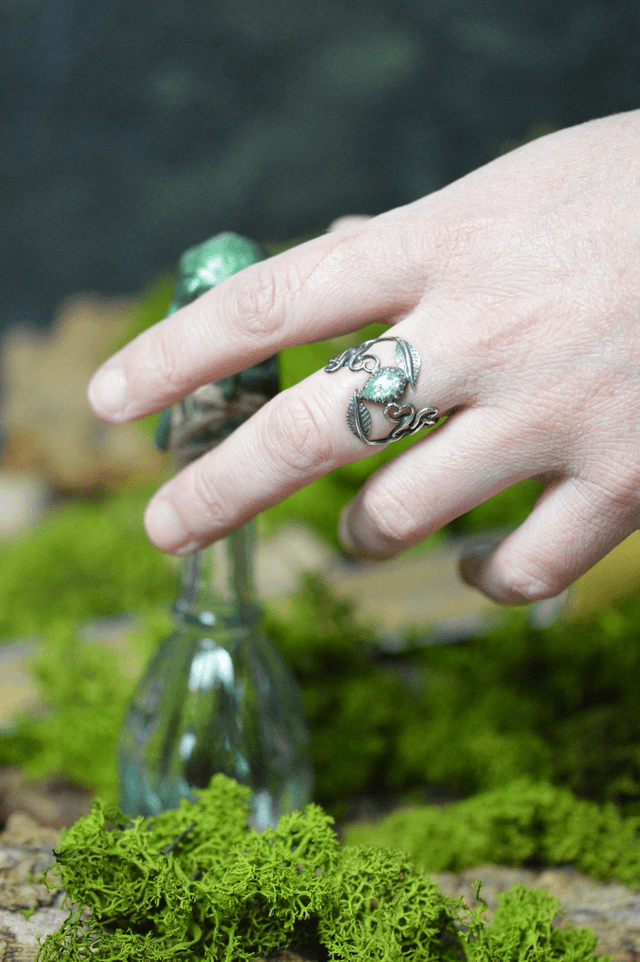 Bague Elfique - Cyanite verte T53 à 59, feuilles simples
