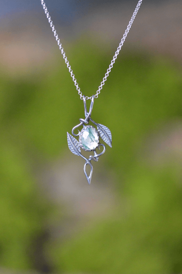 Pendentif Elfique - Agate mousse, feuilles simples