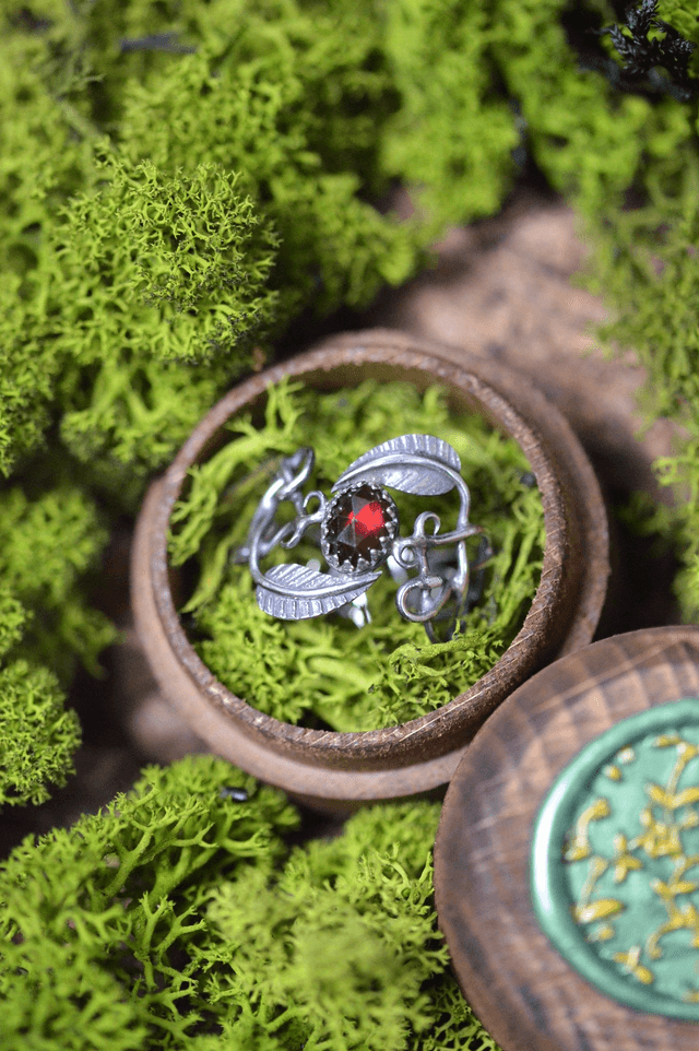 Bague Elfique - Grenat T60 à 68, feuilles simples