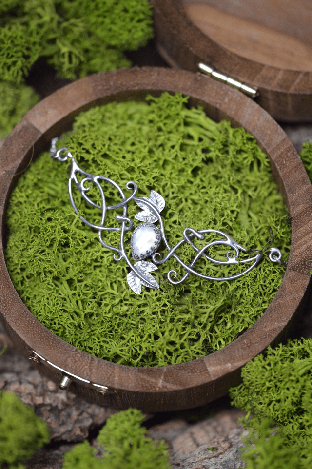 Collier Elfique - Pierre de Lune, feuilles de lierre