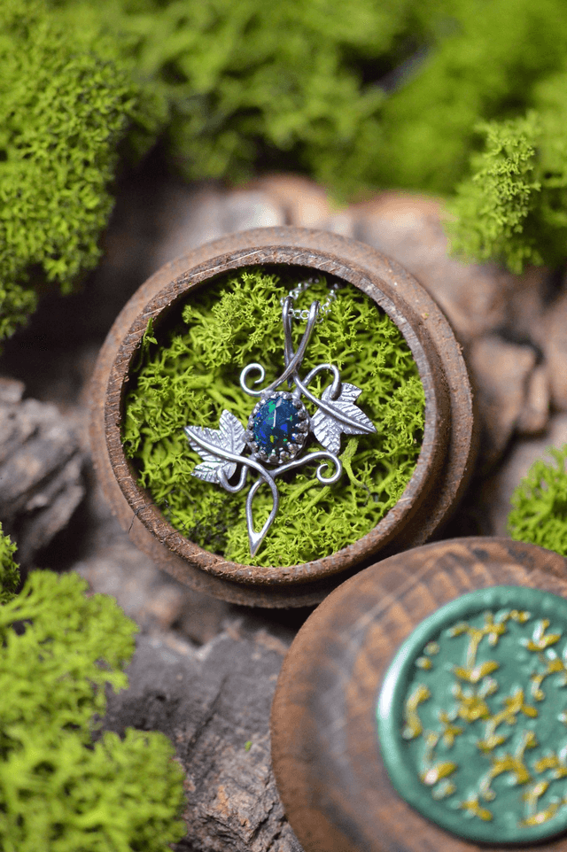 Pendentif Elfique - Opale, feuilles de lierre