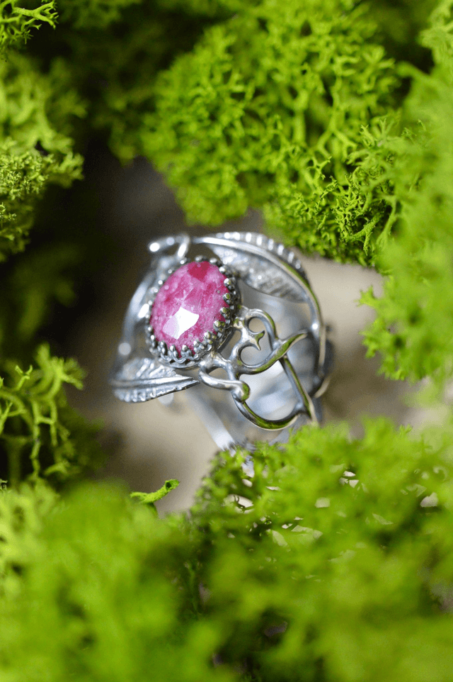 Bague Elfique - Rubis rose T53 à 59, feuilles simples