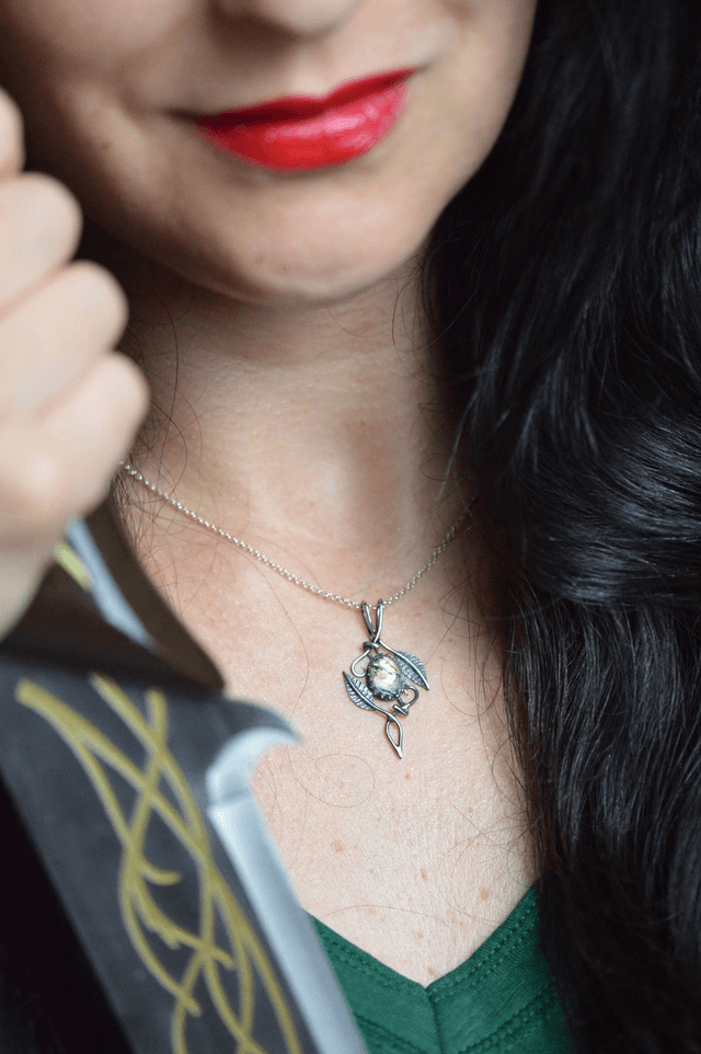 Pendentif Elfique - Agate mousse, feuilles simples