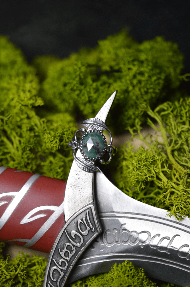 Bague Elfique - Emeraude T46 à 50, feuilles simples