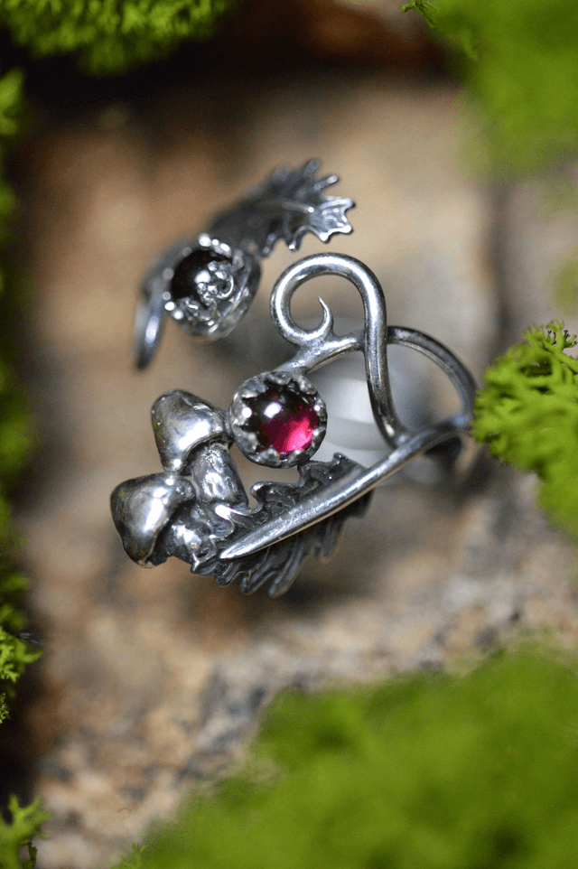 Bague Elfique - Grenat et champignons, T46 à 49