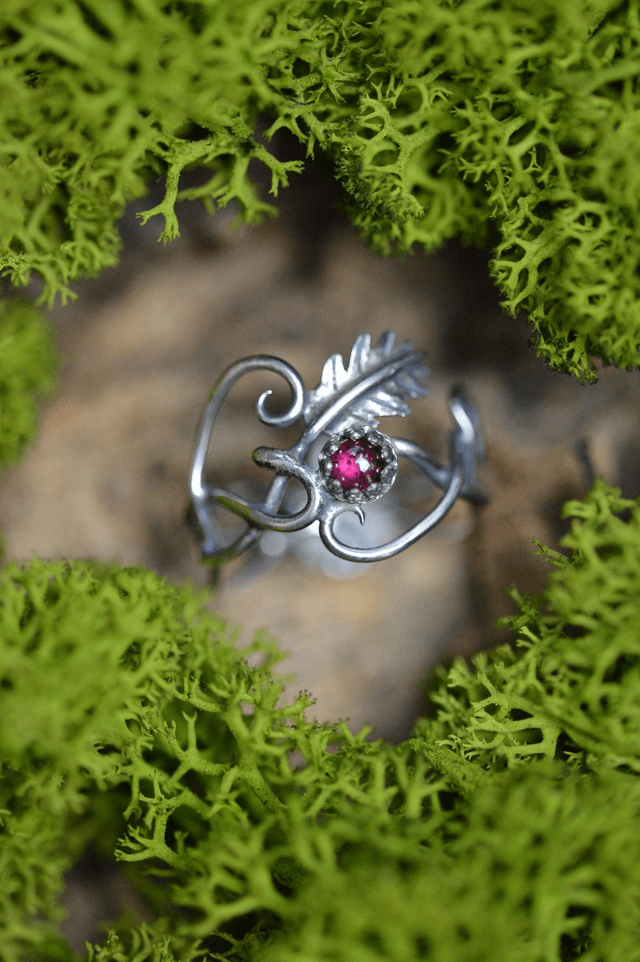 Bague Elfique - Grenat T51 à 57, feuille de chêne