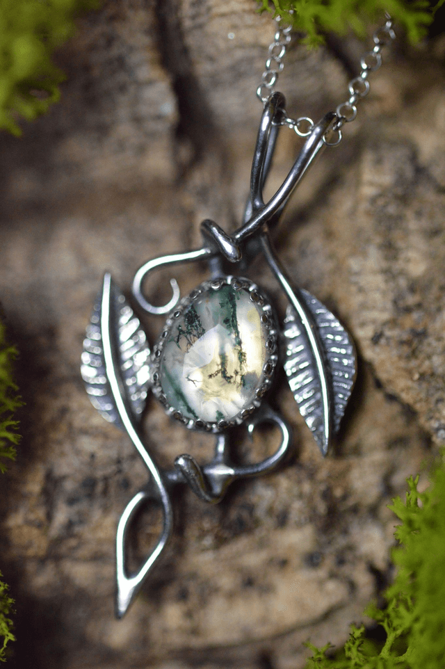 Pendentif Elfique - Agate mousse, feuilles simples