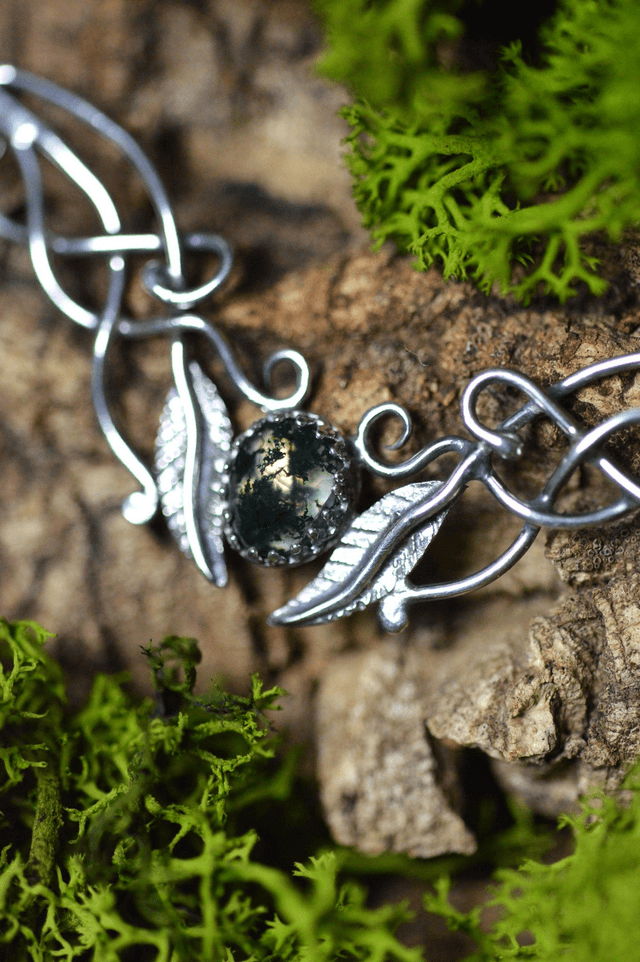 Collier Elfique - Agate Mousse, feuilles simples