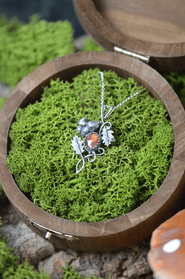 Pendentif Elfique - Grenat et champignons n°1