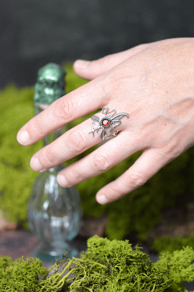 Commande personnalisée pour Mandy - Bague elfique Dragon et Grenat