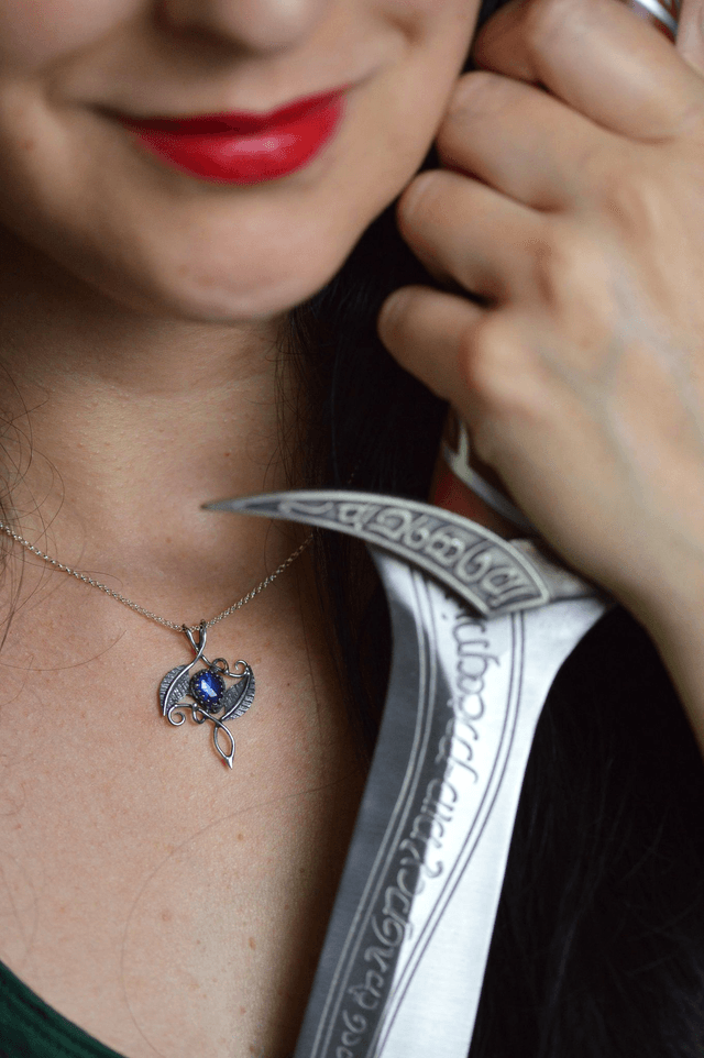 Pendentif Elfique - Cyanite bleue, feuilles simples